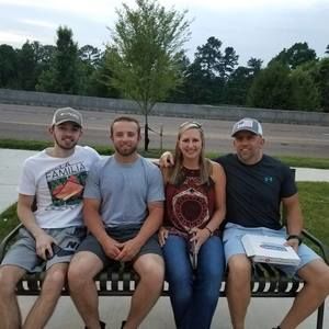 Meet your Posher, Jamie